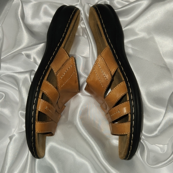 Clarks Collection Women's Sandals | Sz 9.5 - Picture 3 of 7